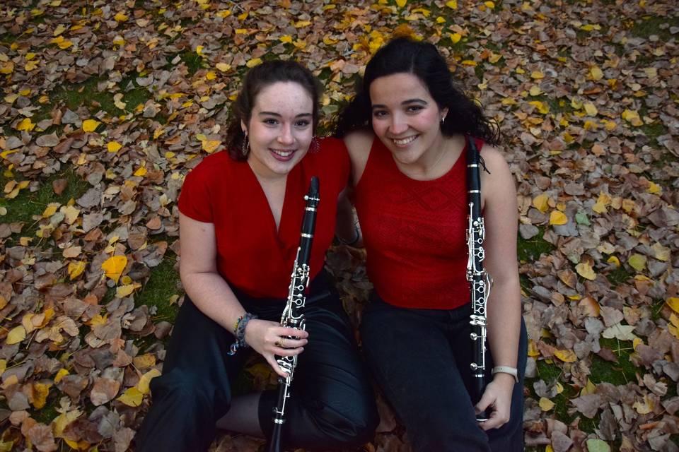 Sara e Isabel (voz/clarinete)