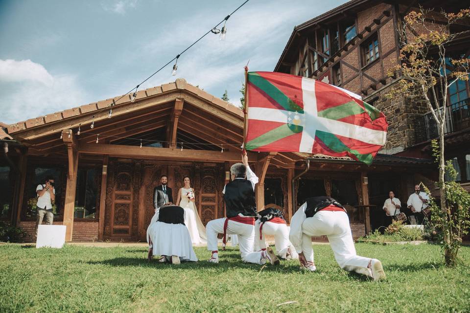 Yogló balines para la ceremonia