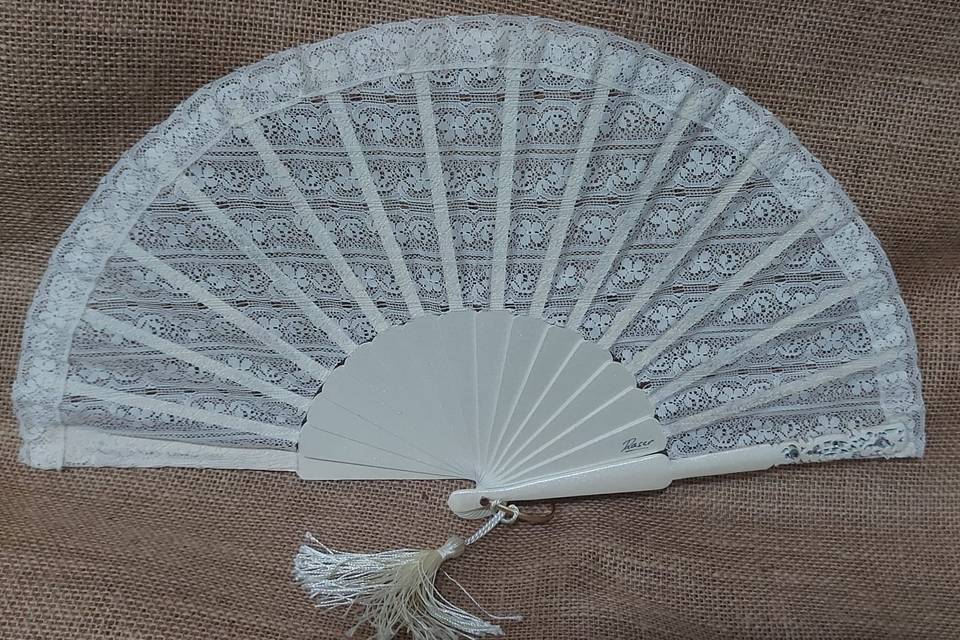 Abanico blanco novia