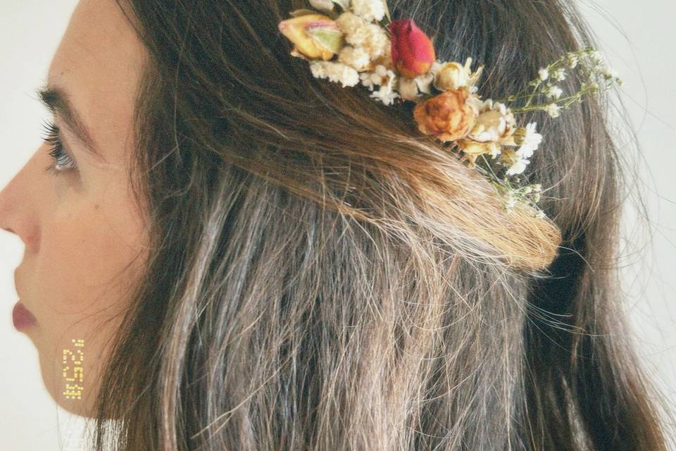 Peineta flores secas