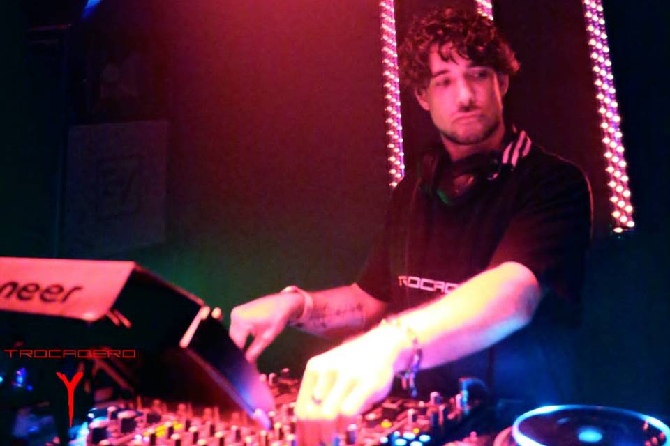 DJ en acción