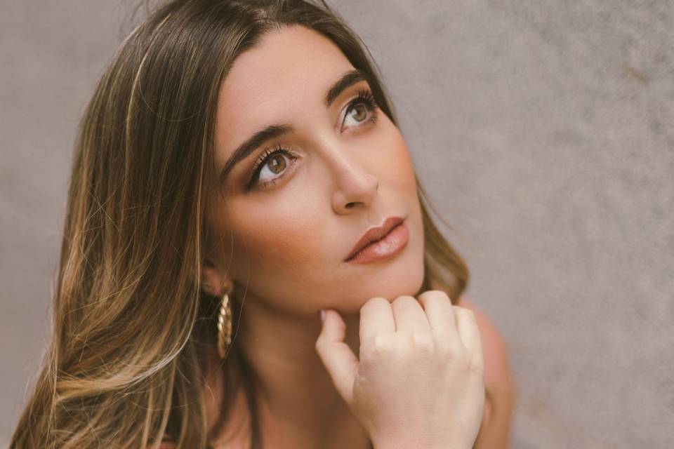 Natural makeup