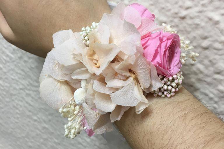 Pulsera flores preservadas