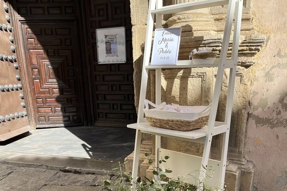 Puerta iglesia