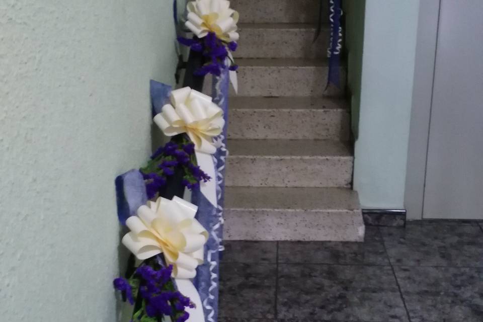 Novio en la escalera