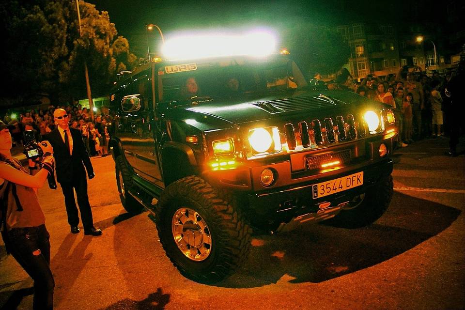 Hummer con luces