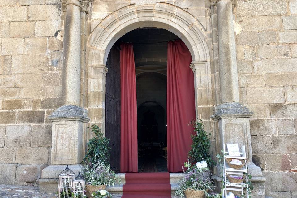 Decoración exterior de iglesia