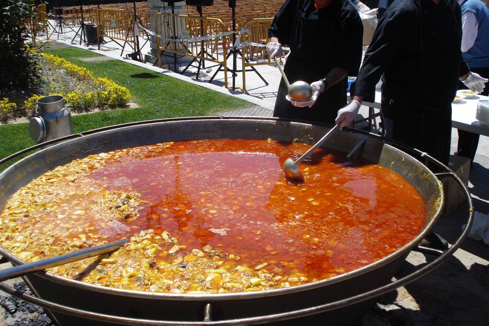 Paella gigante