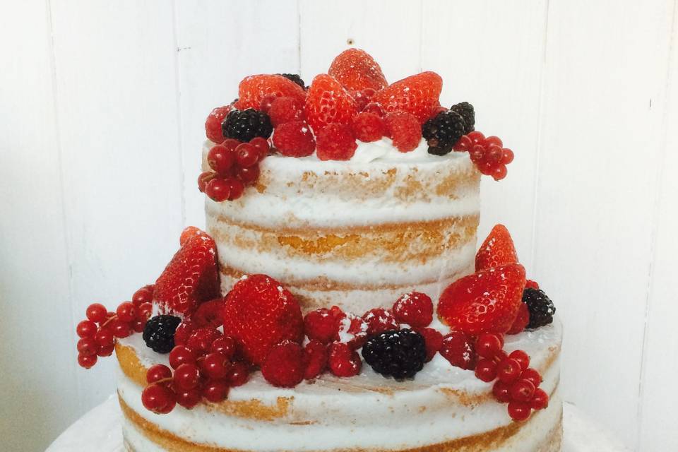 Naked cake de fresas y yerbabuena