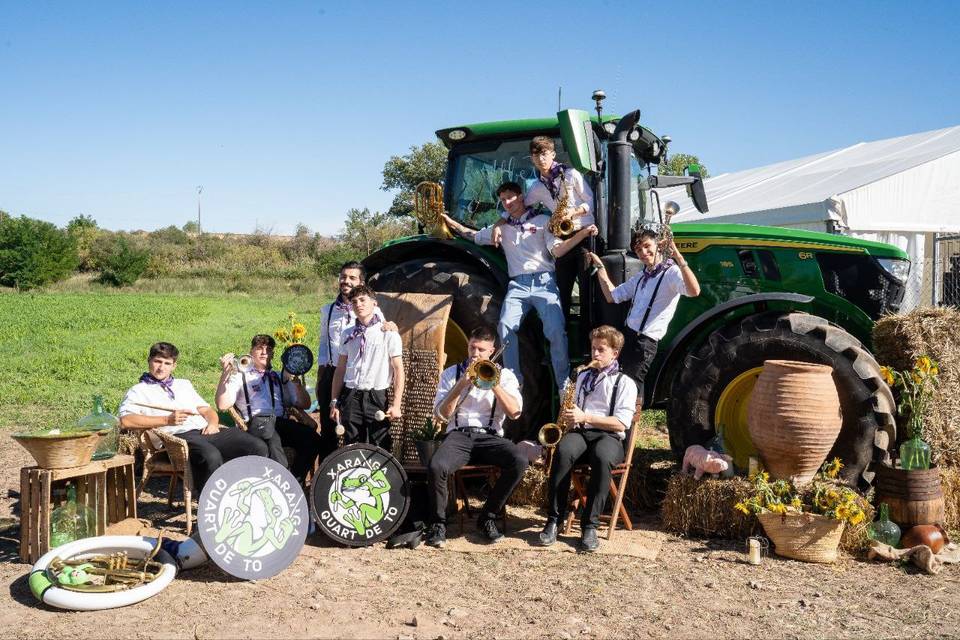 Foto con tractor verde