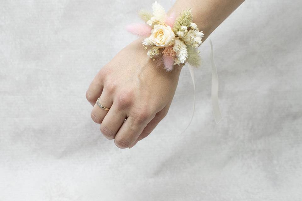 Pulsera de flores Nur