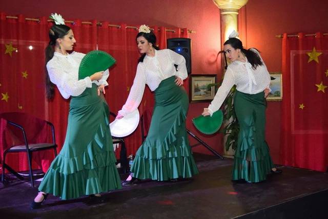 Bailando