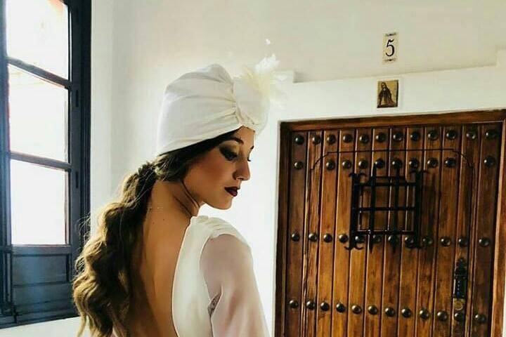 Tocado elegante