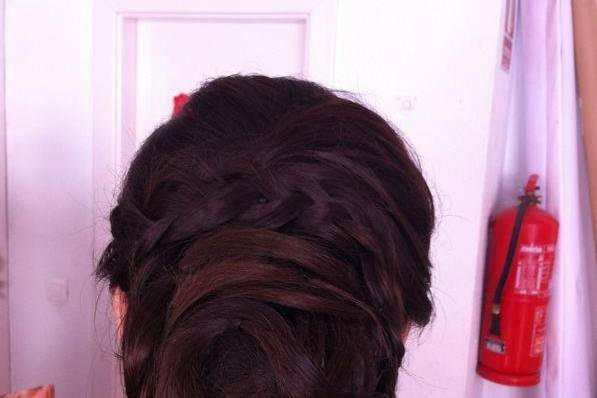 Recogido con trenzas