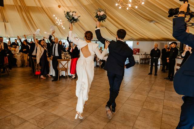 Entrada de los novios