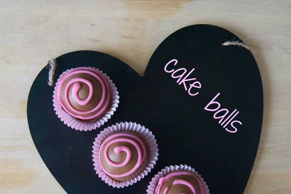 Cake balls
