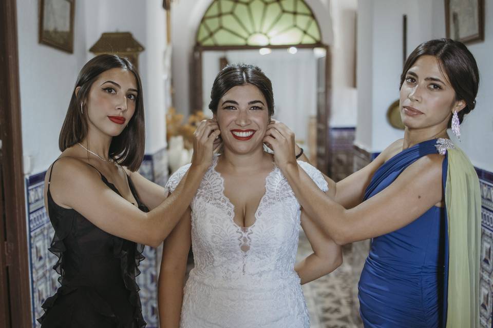 Celia, Marieva y Elana