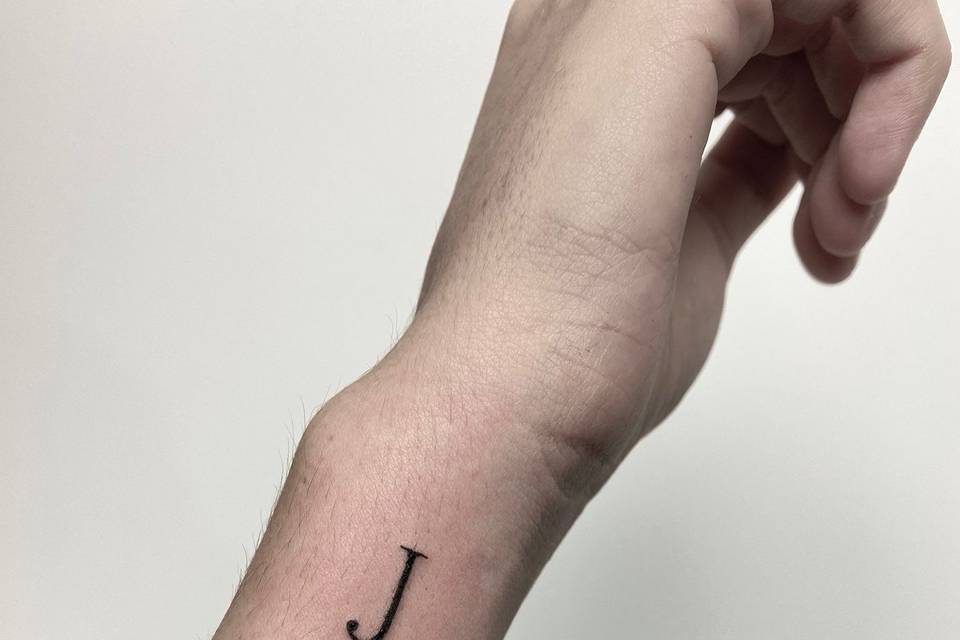 Distinta Tattoo Saloon