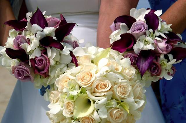 Bouquet de calas y rosas