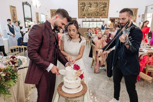Corte de tarta personalizado