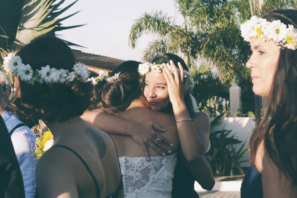 Abrazo de amigas