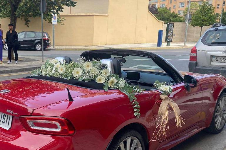 Decoración coche novios