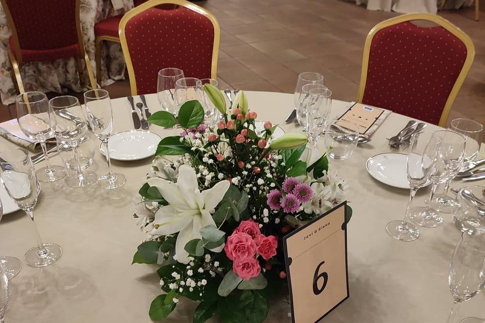 Mesa invitados