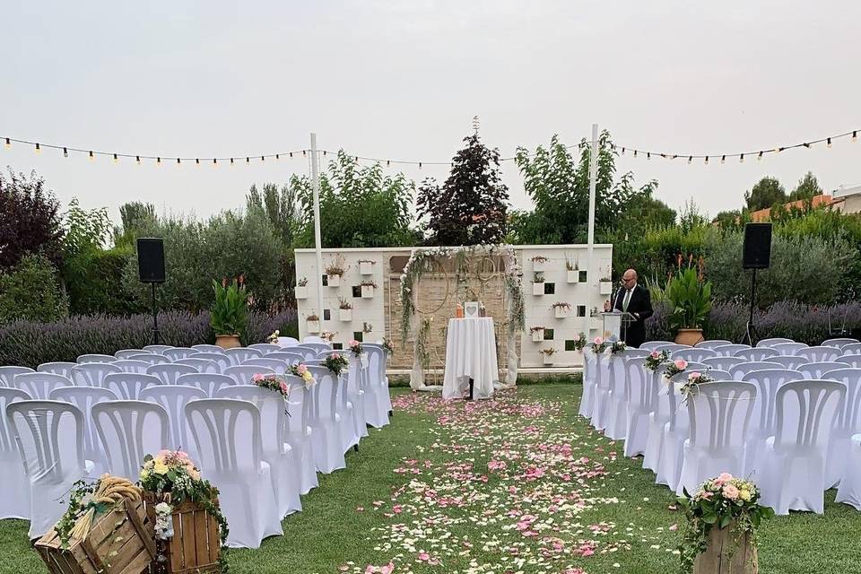 Ceremonia en el jardín