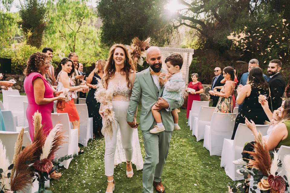 Novios recién casados