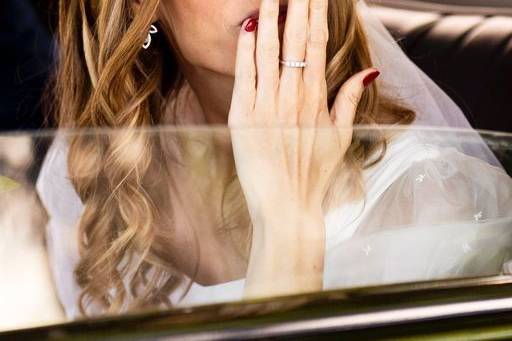 Tiara maxi de porcelana