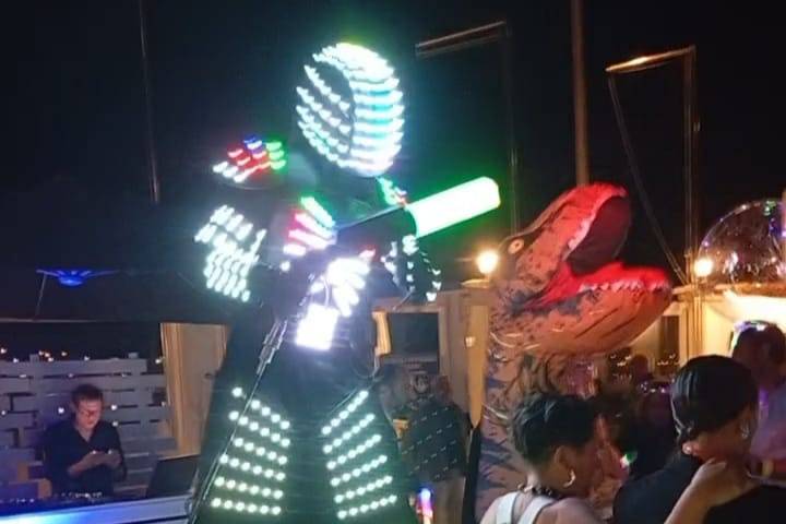 Robot led