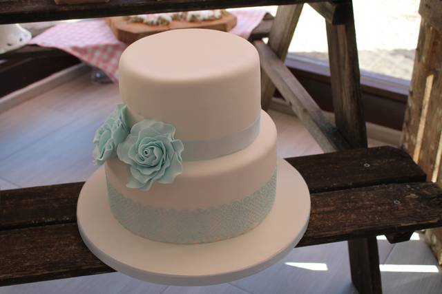 Tarta de boda de dos pisos