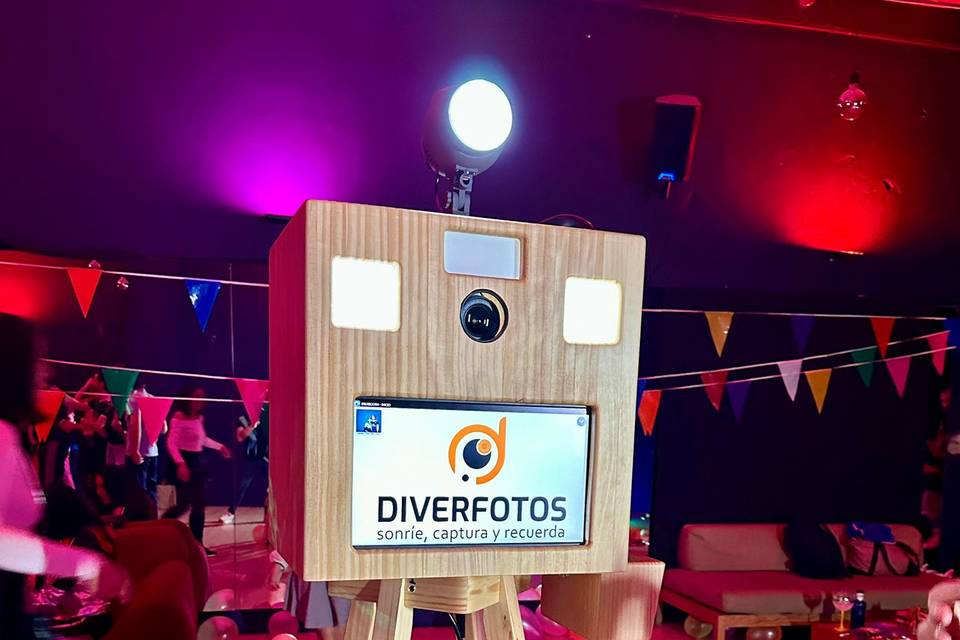 Diverfotos - Fotomatón y Videomatón360º