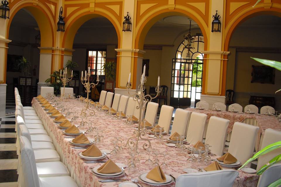 Montaje de banquetes