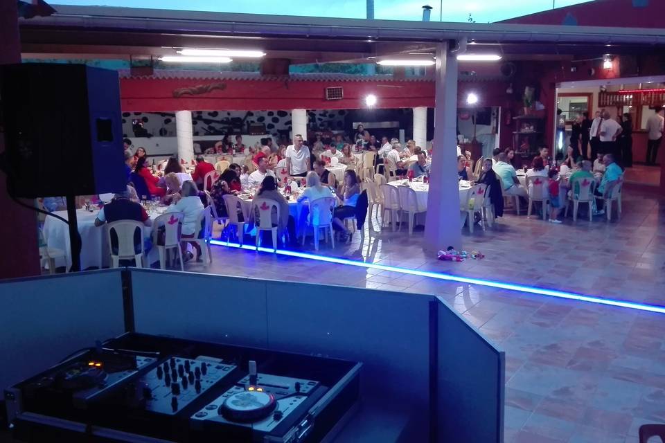 Cabina de DJ en bodas