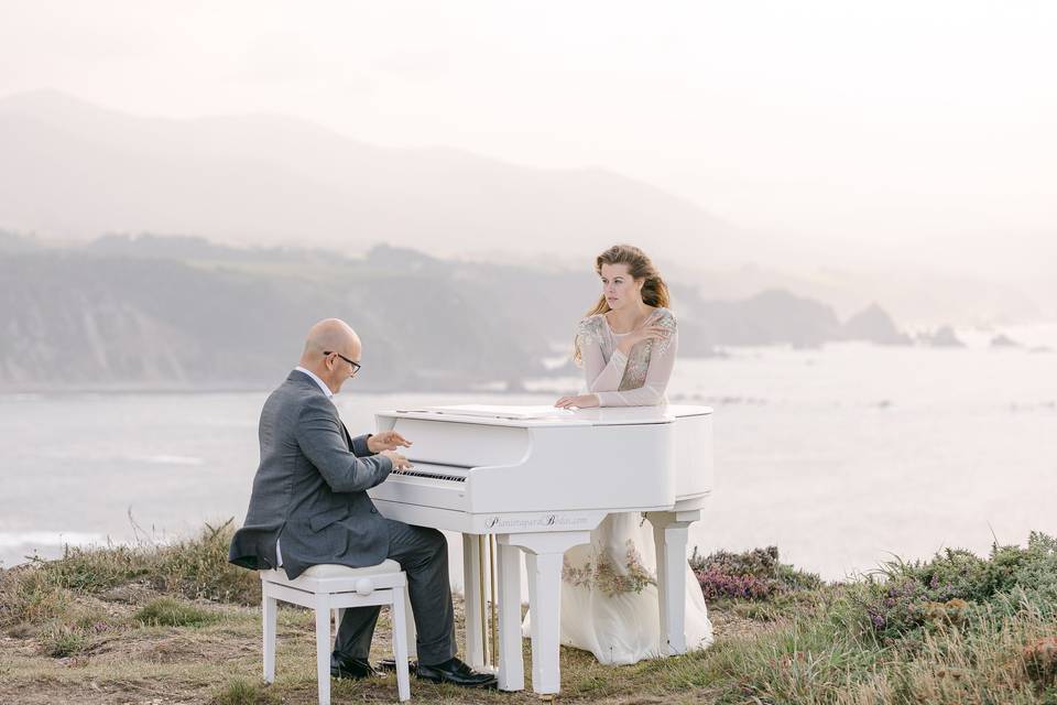 Piano y mar