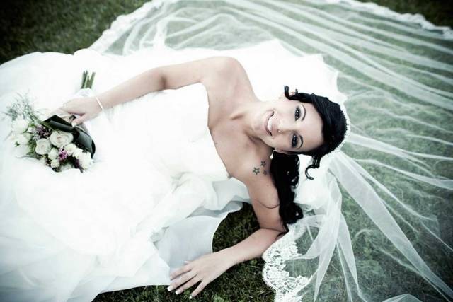 Novios en exteriores