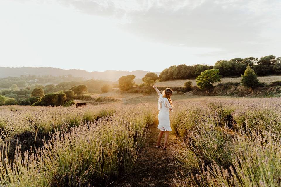 Una novia y un paisaje