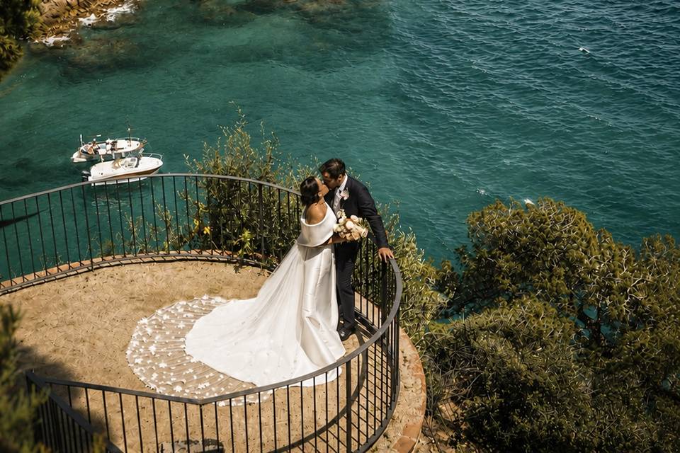 Beso Frente al Mar