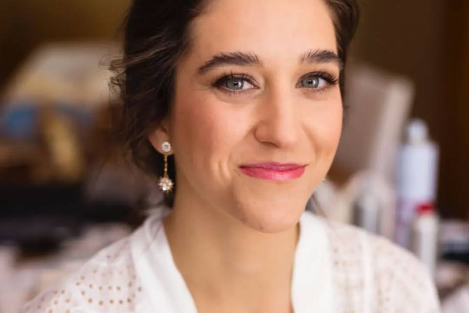 Maquillaje y peinado de novia