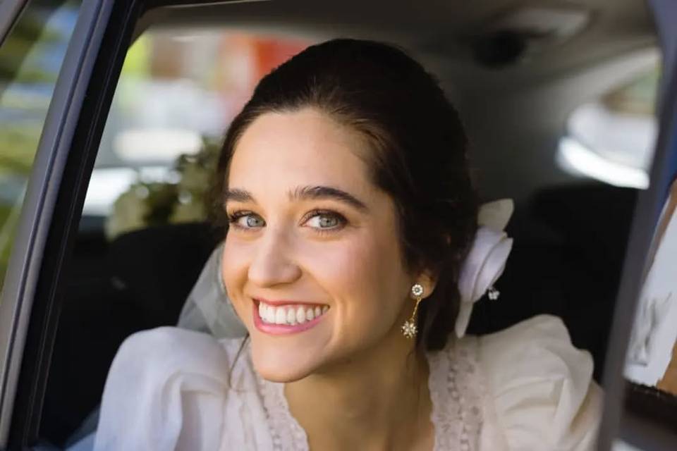 Maquillaje y peinado de novia