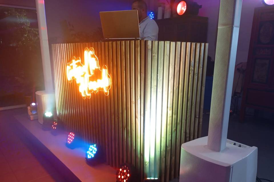Mesa neón personalizado