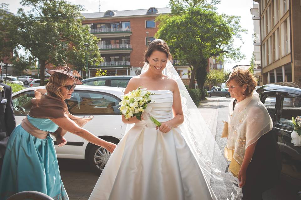 Salida de los novios