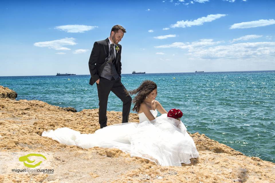 Novios en la playa