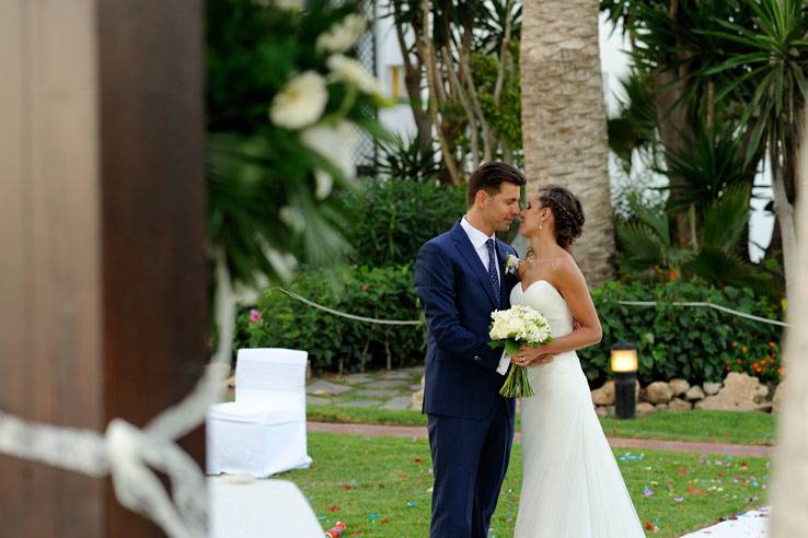 Sesión de recién casados del día de la boda