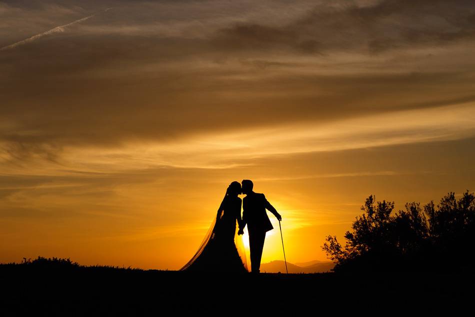 Sesión de recién casados del día de la boda