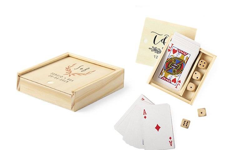 Set de juego y cartas