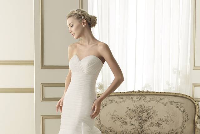 Modelo Elda de Luna Novias