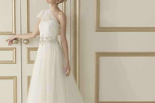Modelo Elliot de Luna Novias