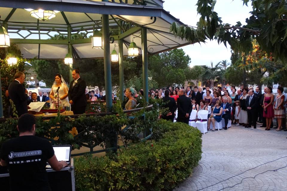 Ceremonia en la pérgola